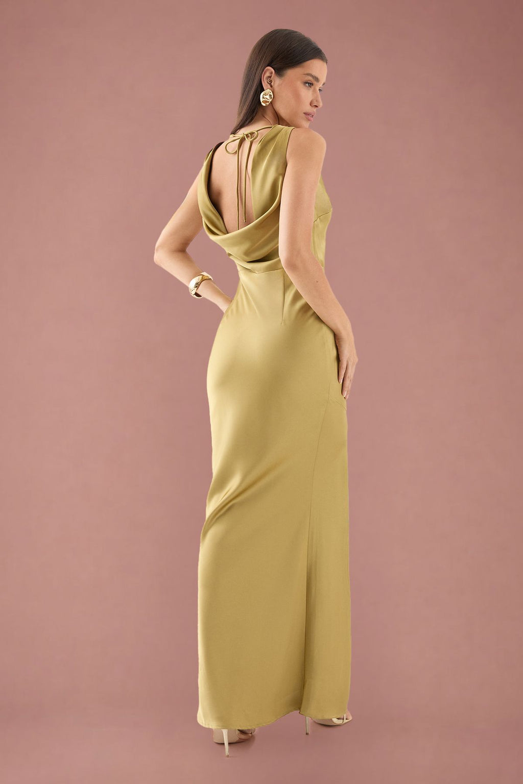 https://mediahub.prettylittlething.com/bpp06599_olive_xl_2
