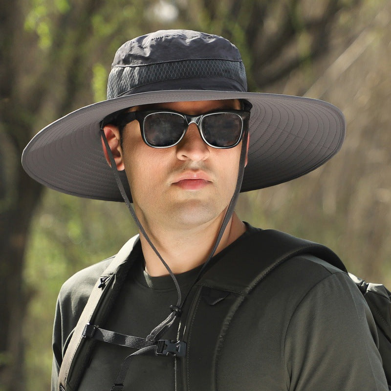 Chapeau rafraîchissant à énergie solaire avec ventilateur intégré